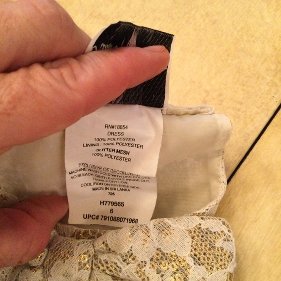 Girls dress size 6 - Picture 7 of 7